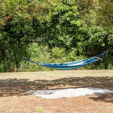 Appartement Le Loft Des Pradasses Tourtres