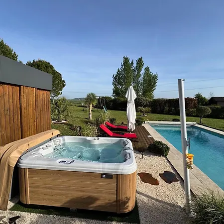 Le Loft Des Pradasses Appartement